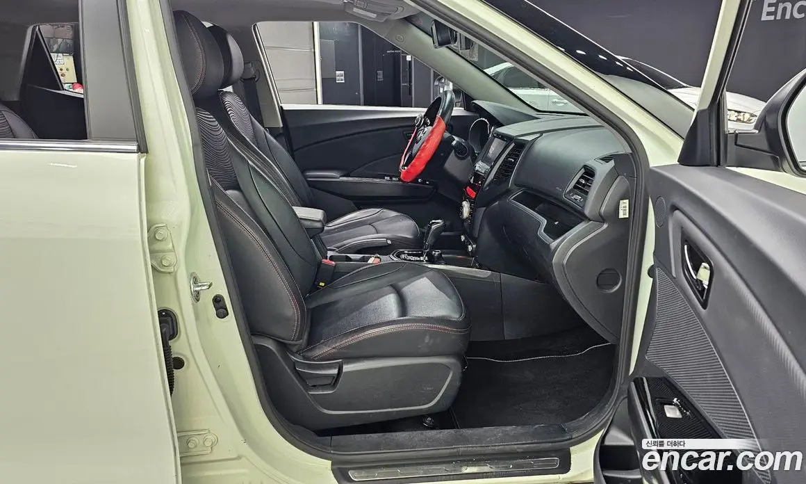 SsangYong TIBOLI 2018 1.6 автомат (гидро), фото 17