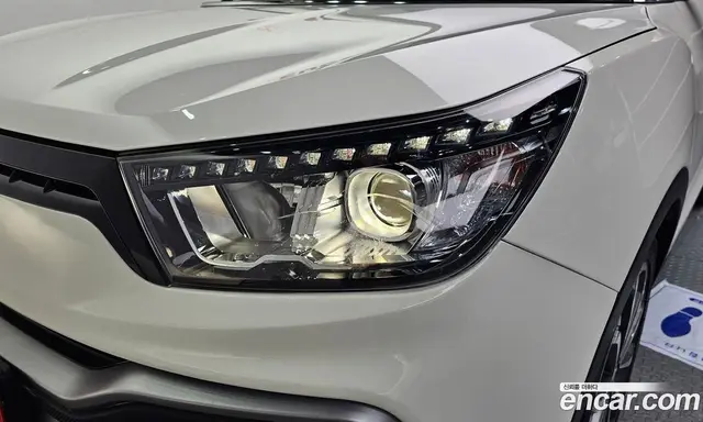 SsangYong TIBOLI 2018 1.6 автомат (гидро), миниатюра 8