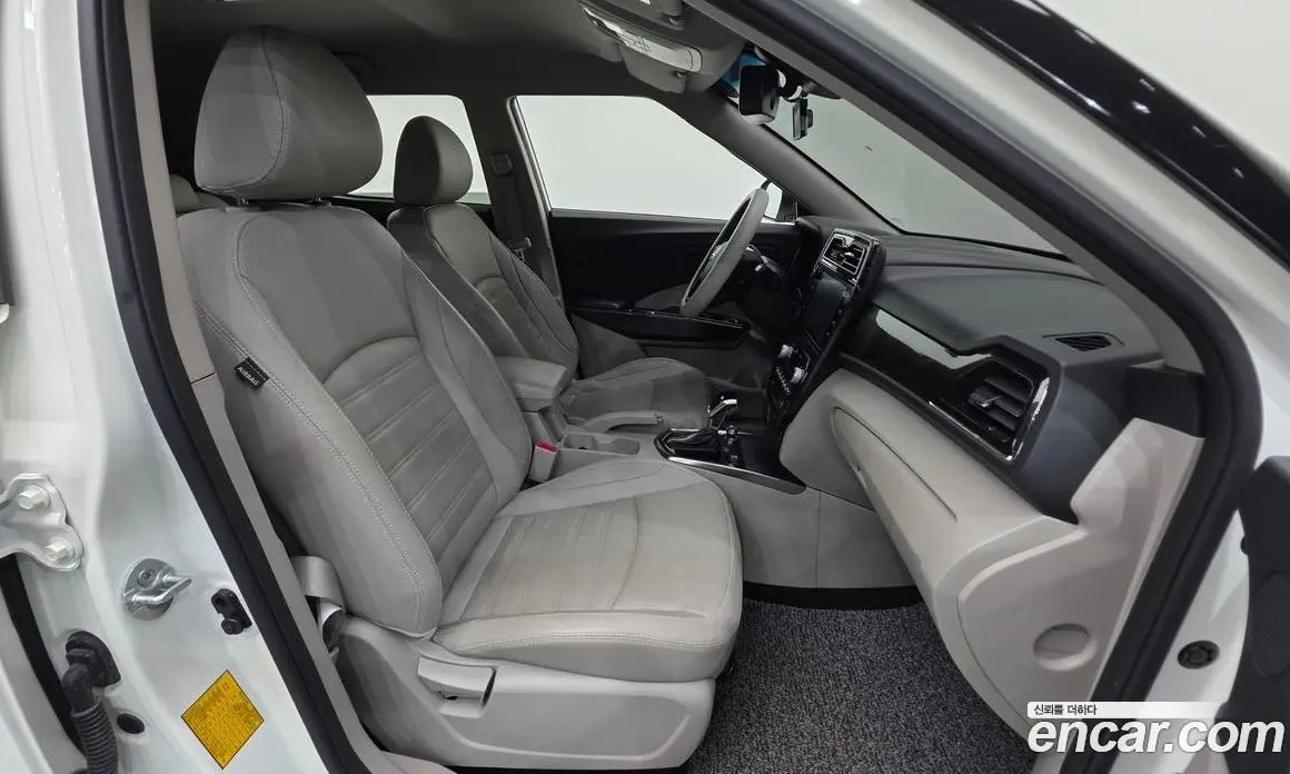 SsangYong TIBOLI 2021 1.5 автомат (гидро), фото 13 SsangYong TIBOLI 2021 1.5 автомат (гидро), фото 13