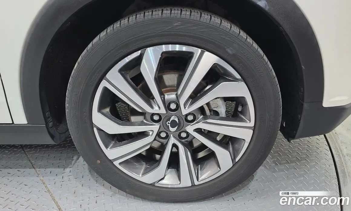 SsangYong TIBOLI 2021 1.5 автомат (гидро), фото 5 SsangYong TIBOLI 2021 1.5 автомат (гидро), фото 5