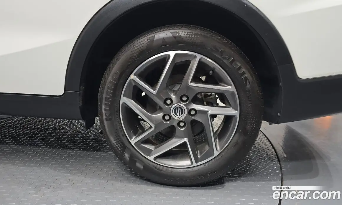 SsangYong TIBOLI 2021 1.5 автомат (гидро), фото 6