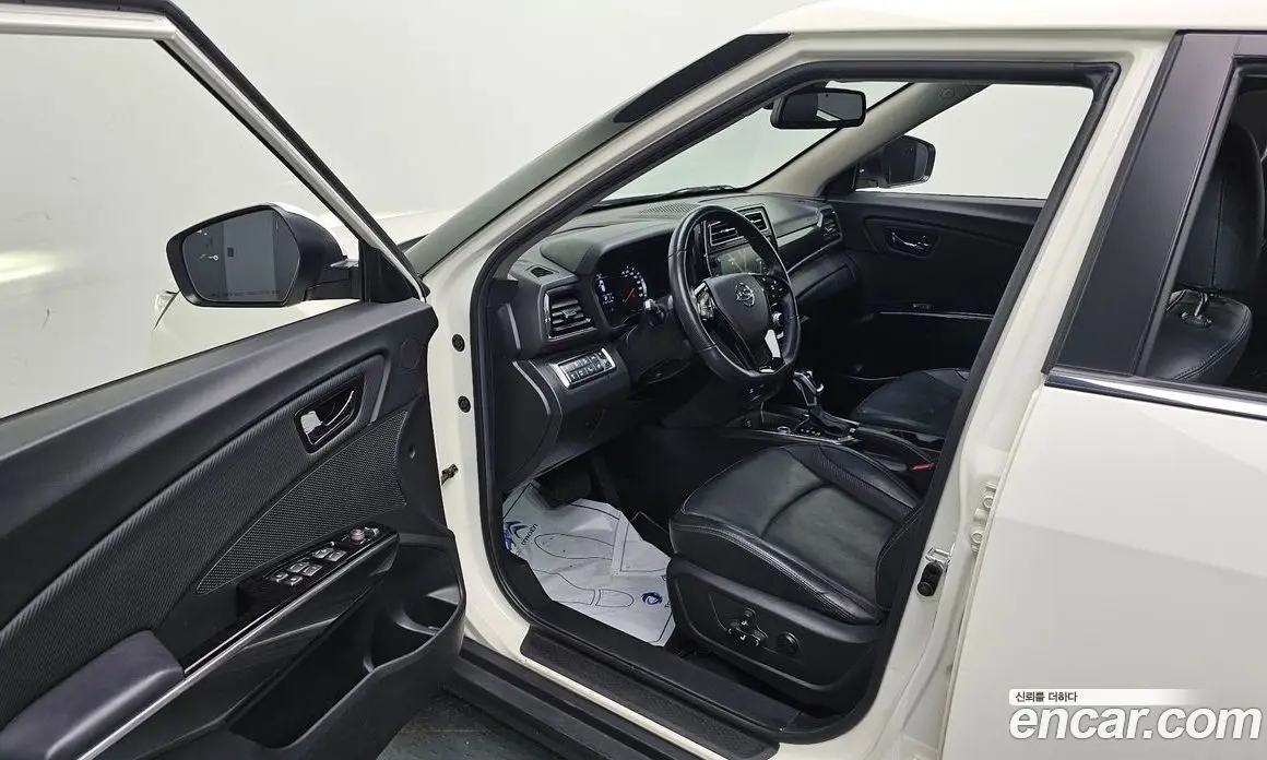 SsangYong TIBOLI 2022 1.5 автомат (гидро), фото 13