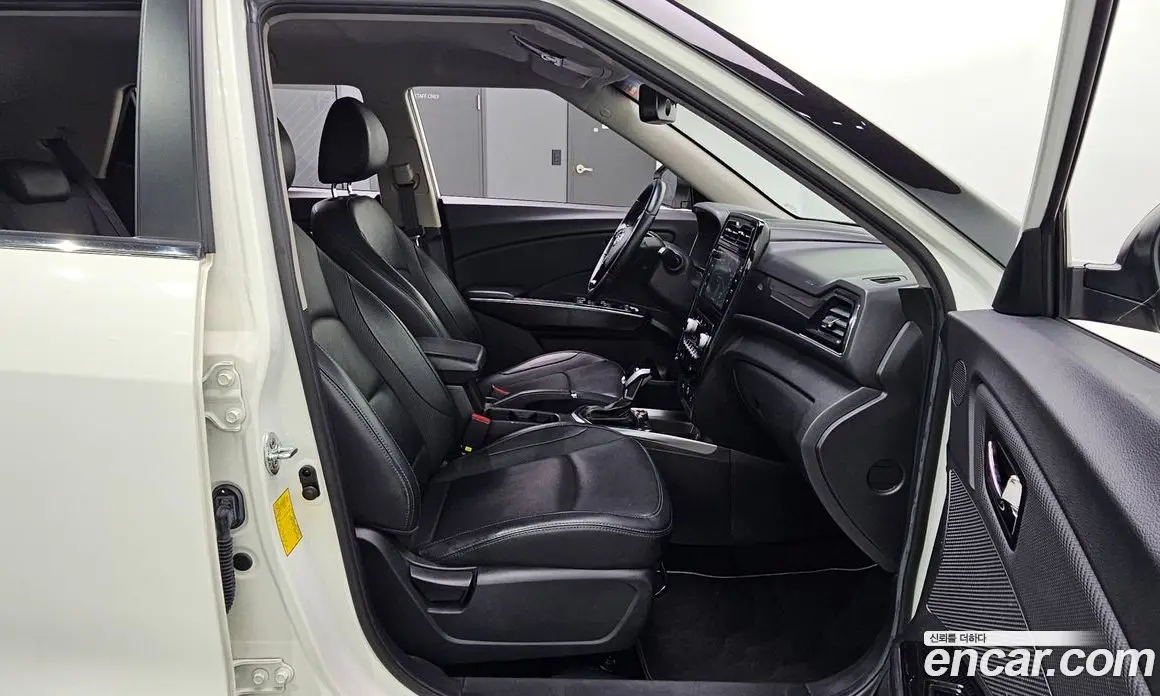 SsangYong TIBOLI 2022 1.5 автомат (гидро), фото 16