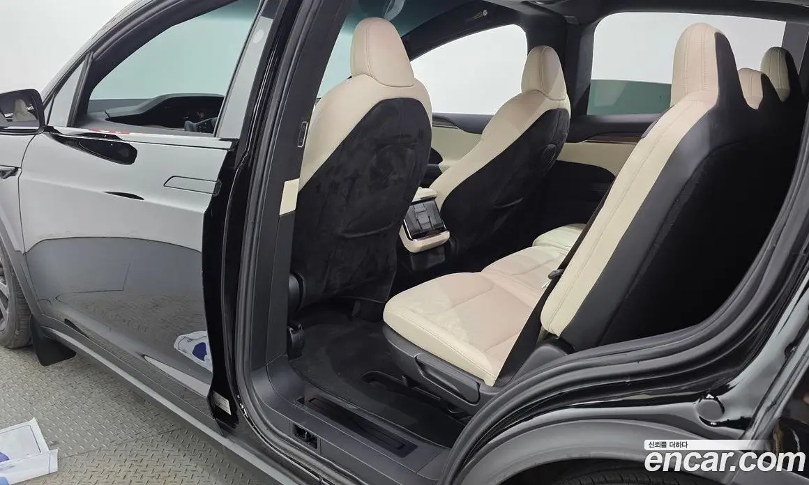 Tesla Model X 2023 0.3 автомат (гидро), фото 18