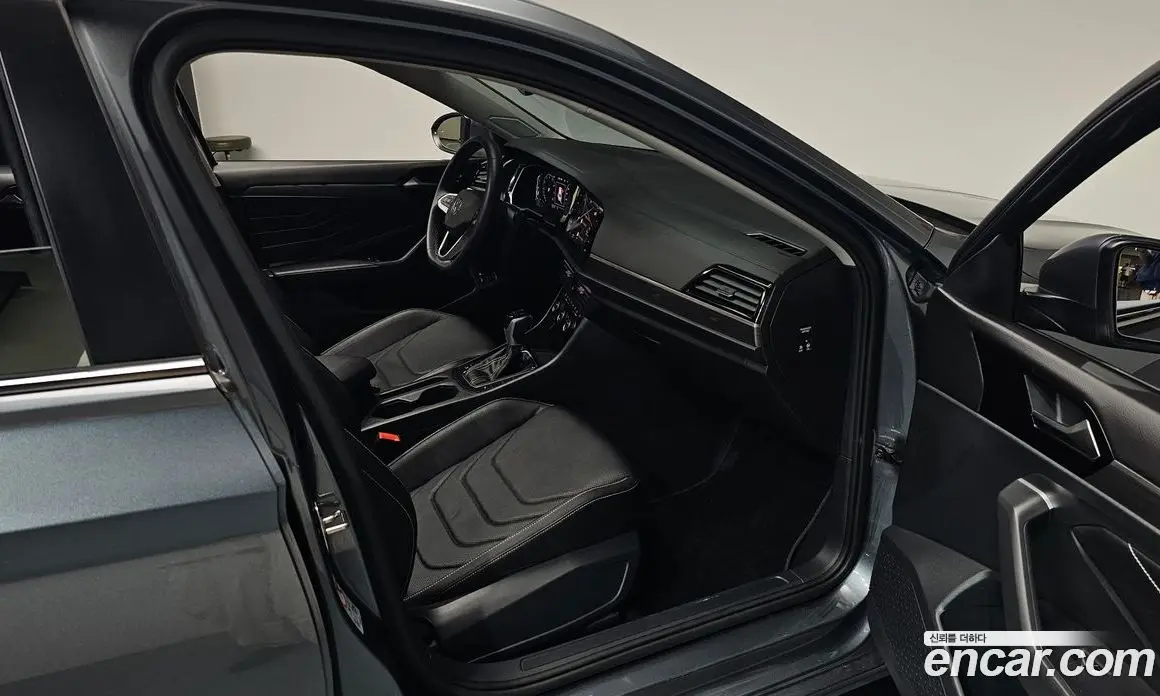 Volkswagen Jetta 2023 1.5 автомат (гидро), фото 16 Volkswagen Jetta 2023 1.5 автомат (гидро), фото 16