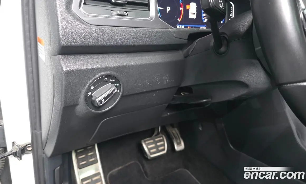 Volkswagen T-Roc 2021 2.0 автомат (гидро), фото 19 Volkswagen T-Roc 2021 2.0 автомат (гидро), фото 19