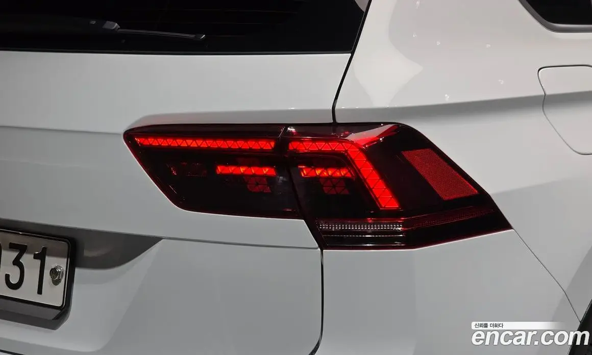 Volkswagen Tiguan 2019 2.0 автомат (гидро), фото 9 Volkswagen Tiguan 2019 2.0 автомат (гидро), фото 9