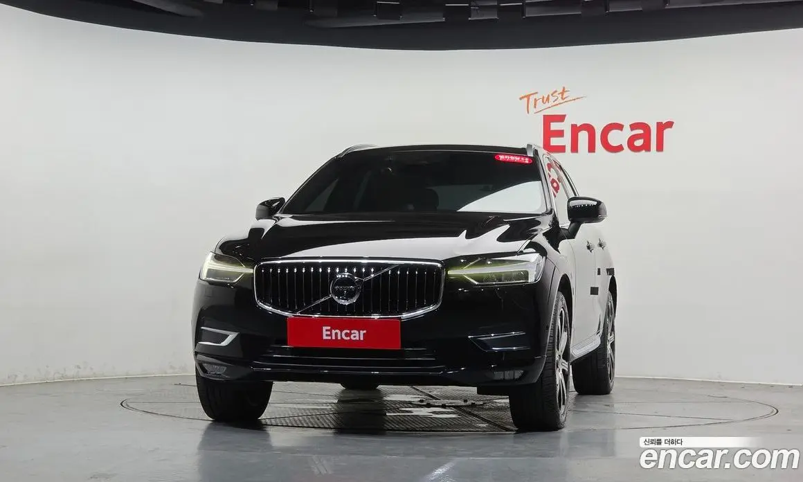Volvo XC60 2018 2.0 автомат (гидро), фото 2 Volvo XC60 2018 2.0 автомат (гидро), фото 2