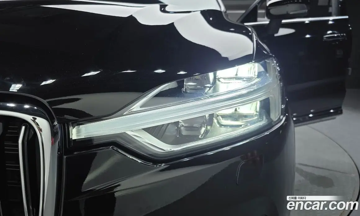 Volvo XC60 2018 2.0 автомат (гидро), фото 7 Volvo XC60 2018 2.0 автомат (гидро), фото 7