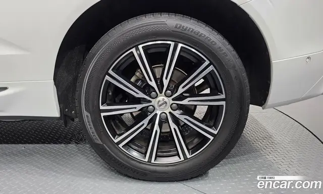 Volvo XC60 2021 2.0 автомат (гидро), миниатюра 6 Volvo XC60 2021 2.0 автомат (гидро), миниатюра 6