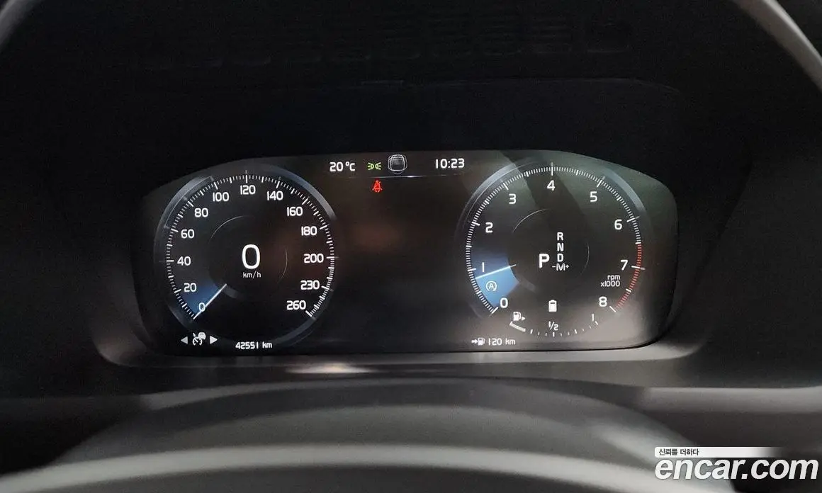 Volvo XC90 2021 2.0 автомат (гидро), фото 11