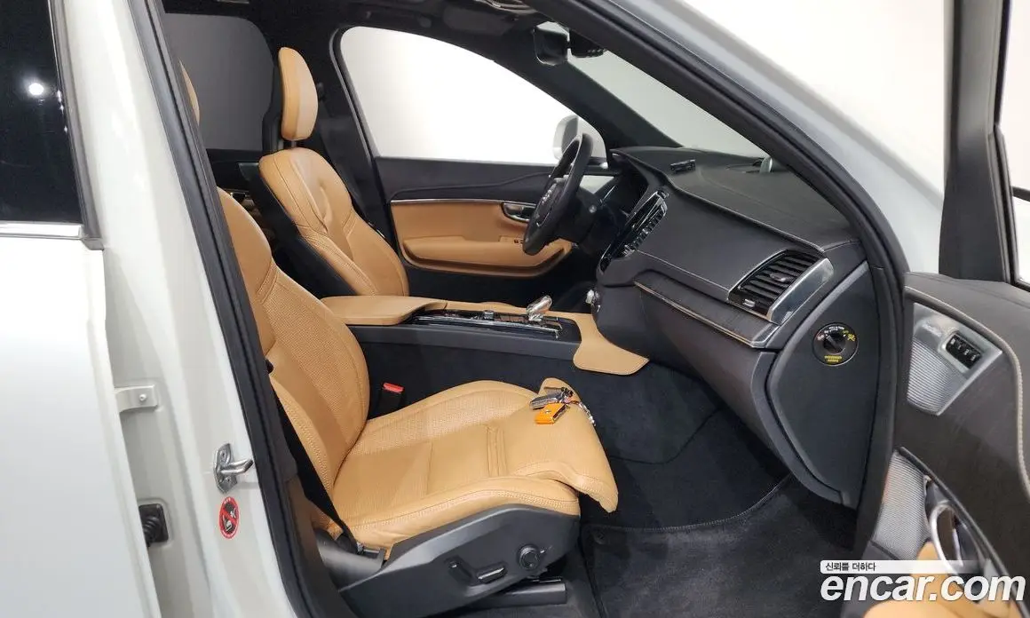 Volvo XC90 2021 2.0 автомат (гидро), фото 16