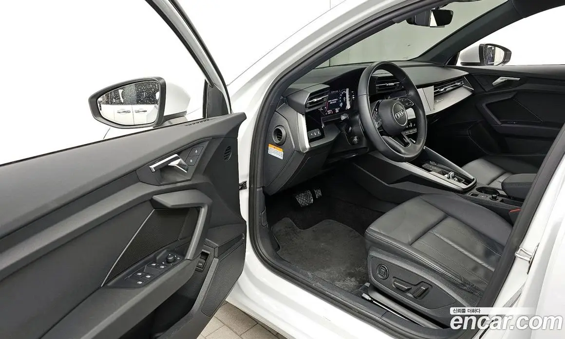Audi A3 2022 2.0 автомат (гидро), фото 13 Audi A3 2022 2.0 автомат (гидро), фото 13