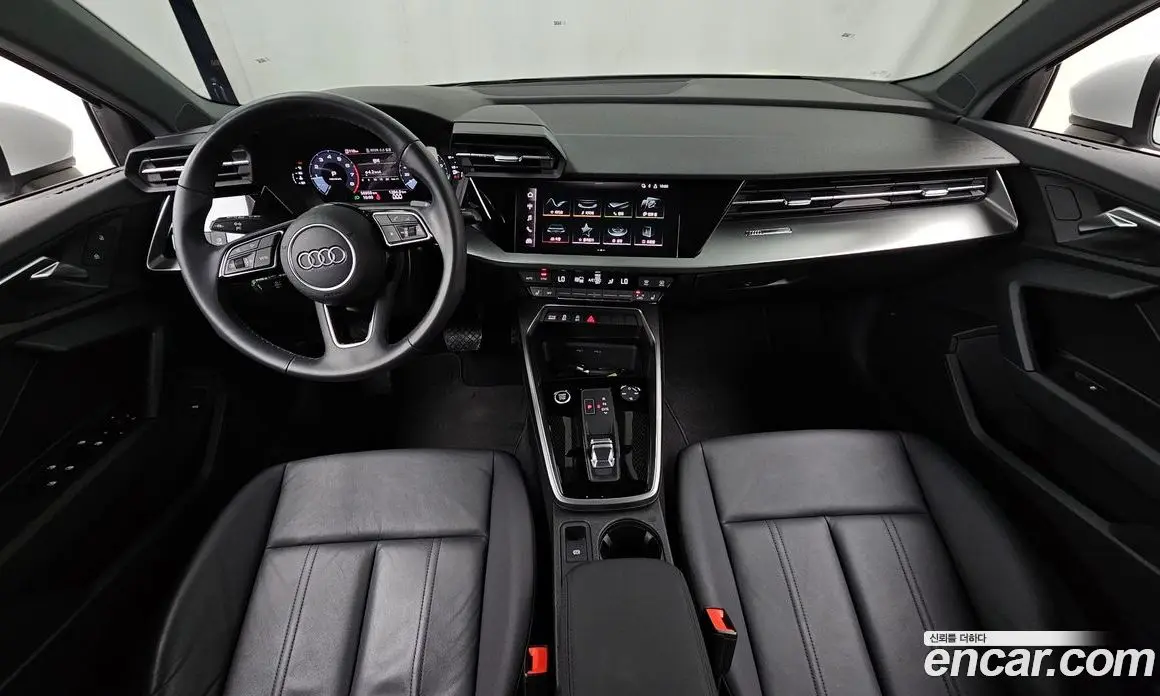 Audi A3 2022 2.0 автомат (гидро), фото 10 Audi A3 2022 2.0 автомат (гидро), фото 10