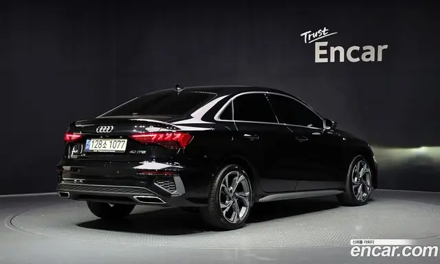 Audi A3 2023 2.0 автомат (гидро), миниатюра 2 Audi A3 2023 2.0 автомат (гидро), миниатюра 2