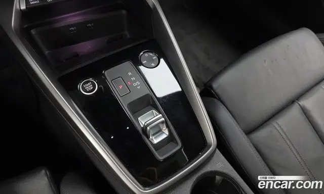 Audi A3 2023 2.0 автомат (гидро), миниатюра 12
