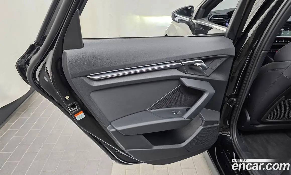 Audi A3 2023 2.0 автомат (гидро), фото 15 Audi A3 2023 2.0 автомат (гидро), фото 15