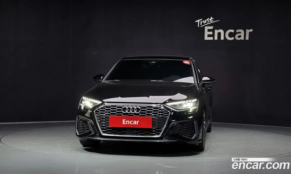 Audi A3 2023 2.0 автомат (гидро), фото 3 Audi A3 2023 2.0 автомат (гидро), фото 3