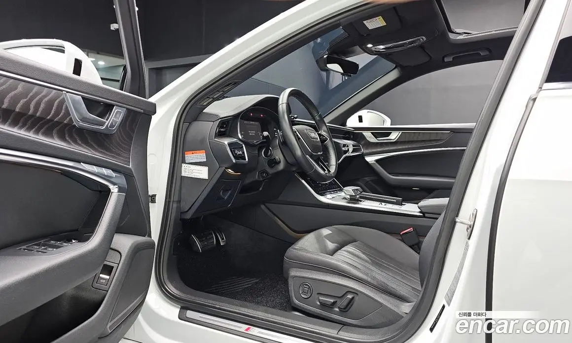 Audi A6 2020 2.0 автомат (гидро), фото 12