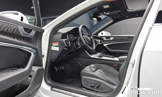 Audi A6 2020 2.0 автомат (гидро), миниатюра 12