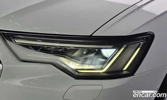 Audi A6 2020 2.0 автомат (гидро), миниатюра 7