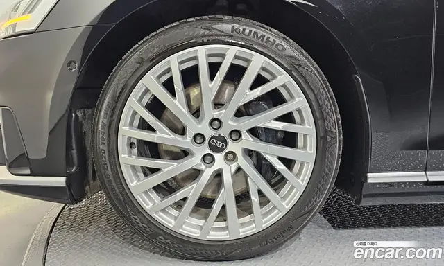 Audi A8 2021 3.0 автомат (гидро), миниатюра 5