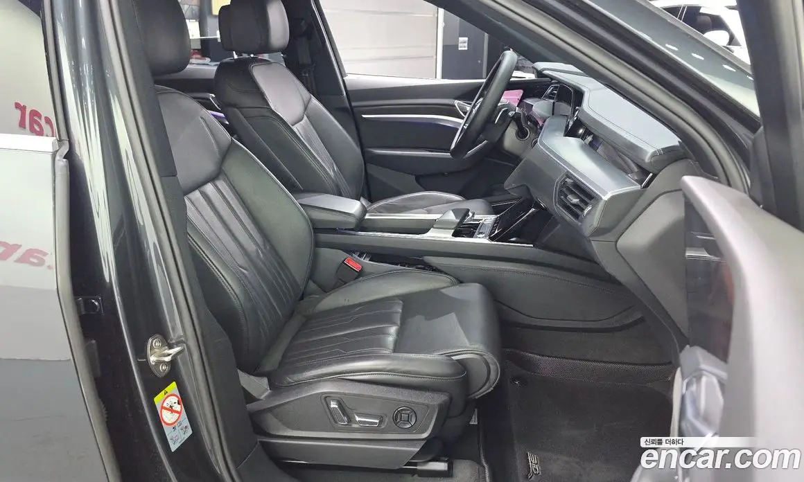 Audi e-tron 2020 0.2 автомат (гидро), фото 17