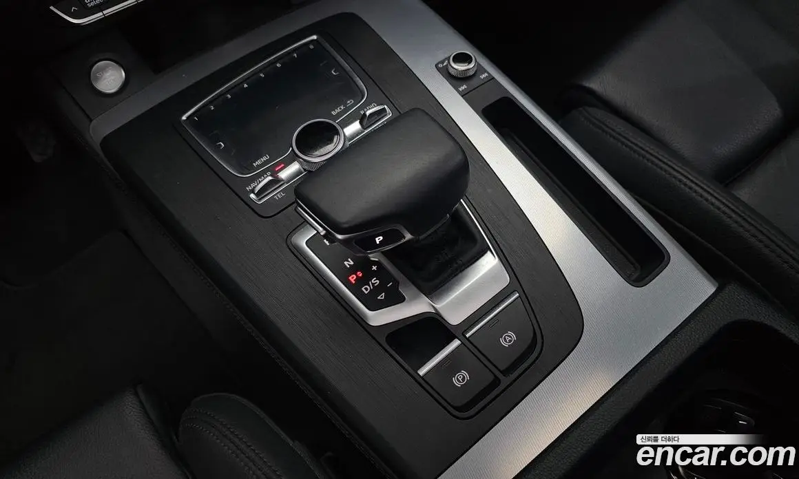 Audi Q5 2020 2.0 автомат (гидро), фото 11