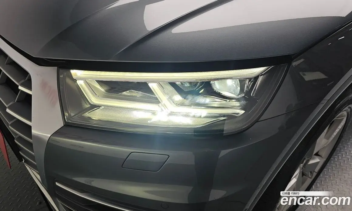 Audi Q5 2020 2.0 автомат (гидро), фото 7