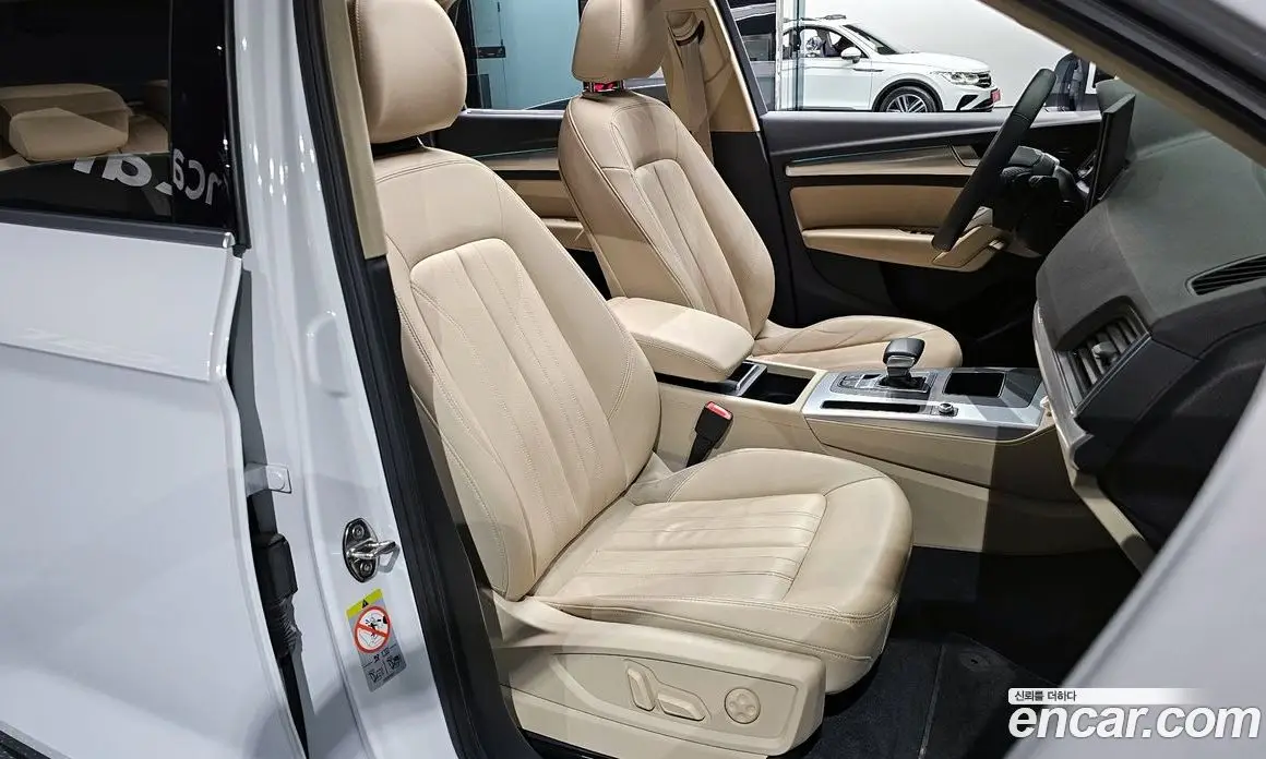 Audi Q5 2022 2.0 автомат (гидро), фото 17
