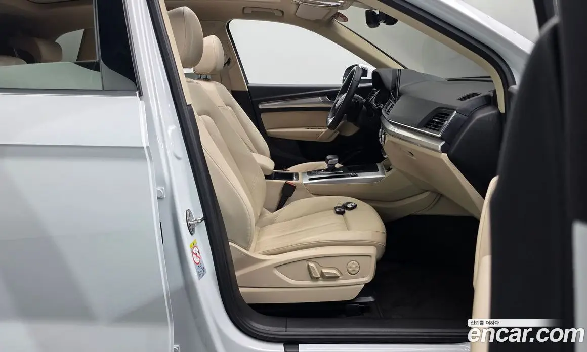 Audi Q5 2022 2.0 автомат (гидро), фото 16