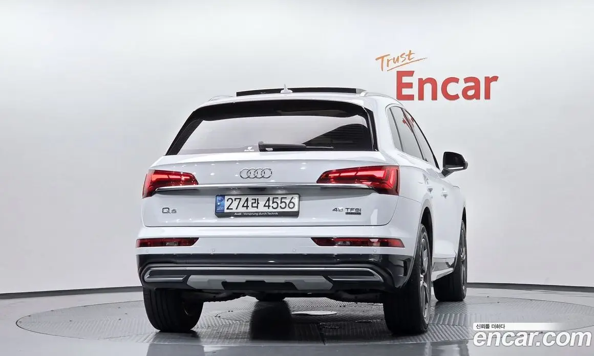 Audi Q5 2022 2.0 автомат (гидро), фото 4