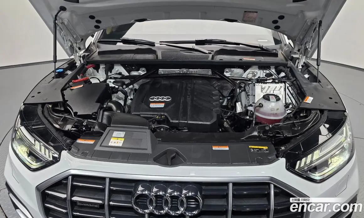 Audi Q5 2022 2.0 автомат (гидро), фото 6