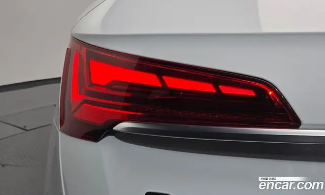 Audi Q5 2022 2.0 автомат (гидро), миниатюра 9