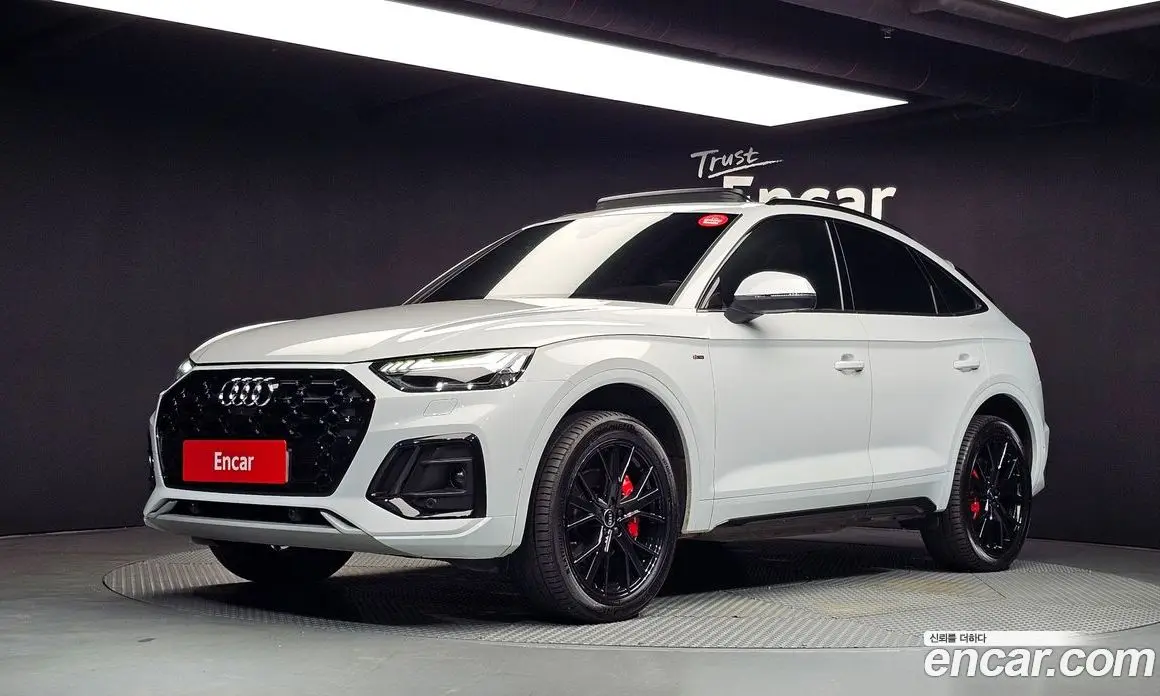 Audi Q5 2023 2.0 автомат (гидро), фото 1 Audi Q5 2023 2.0 автомат (гидро), фото 1