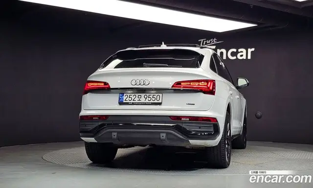 Audi Q5 2023 2.0 автомат (гидро), миниатюра 4 Audi Q5 2023 2.0 автомат (гидро), миниатюра 4