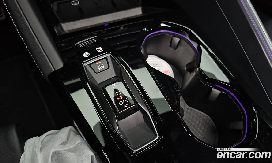 Audi Q5 2025 2.0 автомат (гидро), фото 12