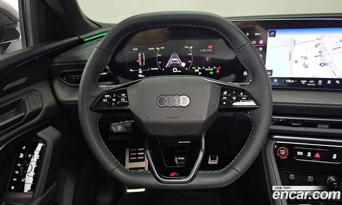 Audi Q5 2025 2.0 автомат (гидро), фото 19