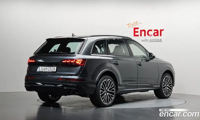 Audi SQ7 2026 4.0 автомат (гидро), миниатюра 2 Audi SQ7 2026 4.0 автомат (гидро), миниатюра 2