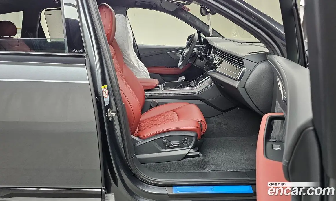 Audi SQ7 2026 4.0 автомат (гидро), фото 16 Audi SQ7 2026 4.0 автомат (гидро), фото 16