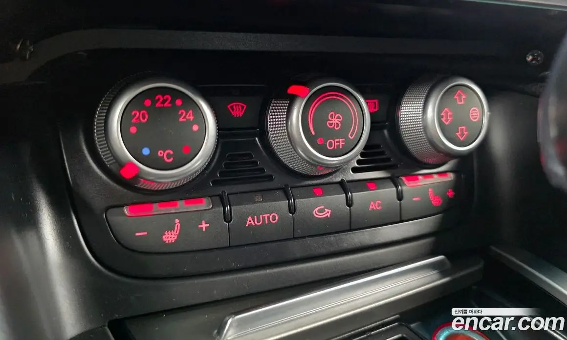 Audi TT 2012 2.0 автомат (гидро), фото 16