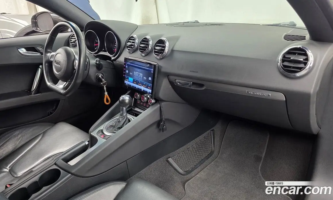 Audi TT 2012 2.0 автомат (гидро), фото 7
