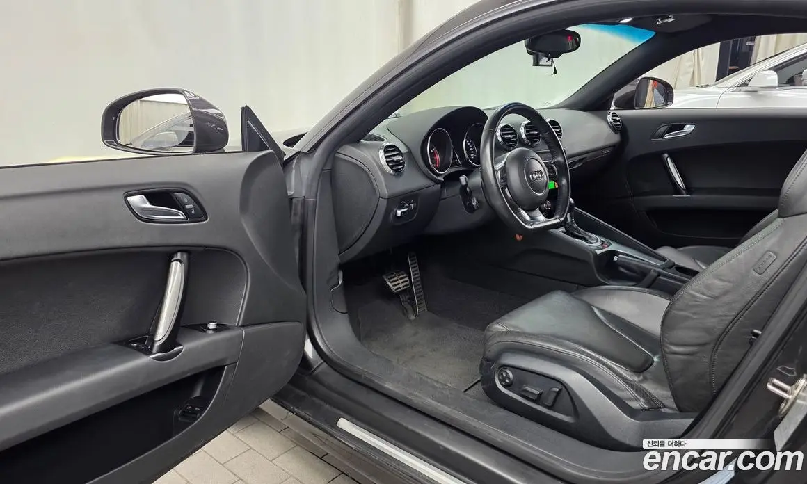 Audi TT 2012 2.0 автомат (гидро), фото 10