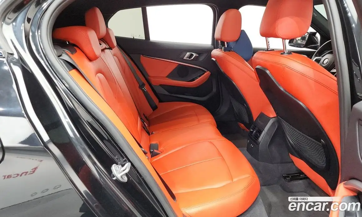BMW 1 серия 2021 2.0 автомат (гидро), фото 17
