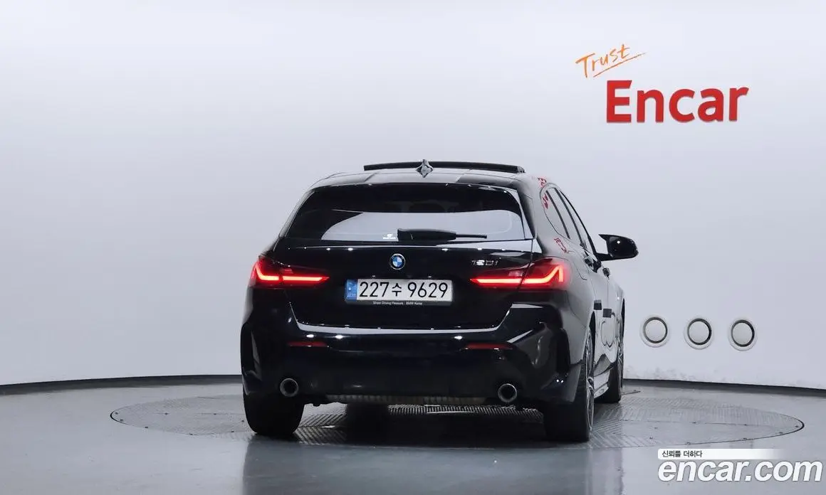 BMW 1 серия 2021 2.0 автомат (гидро), фото 4