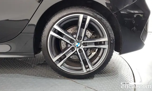 BMW 1 серия 2021 2.0 автомат (гидро), миниатюра 7