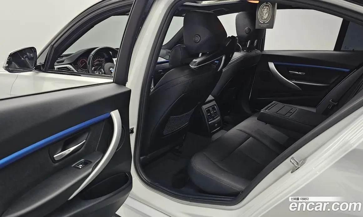 BMW 3 серия 2017 2.0 автомат (гидро), фото 17