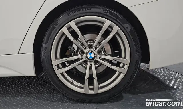 BMW 3 серия 2017 2.0 автомат (гидро), миниатюра 7