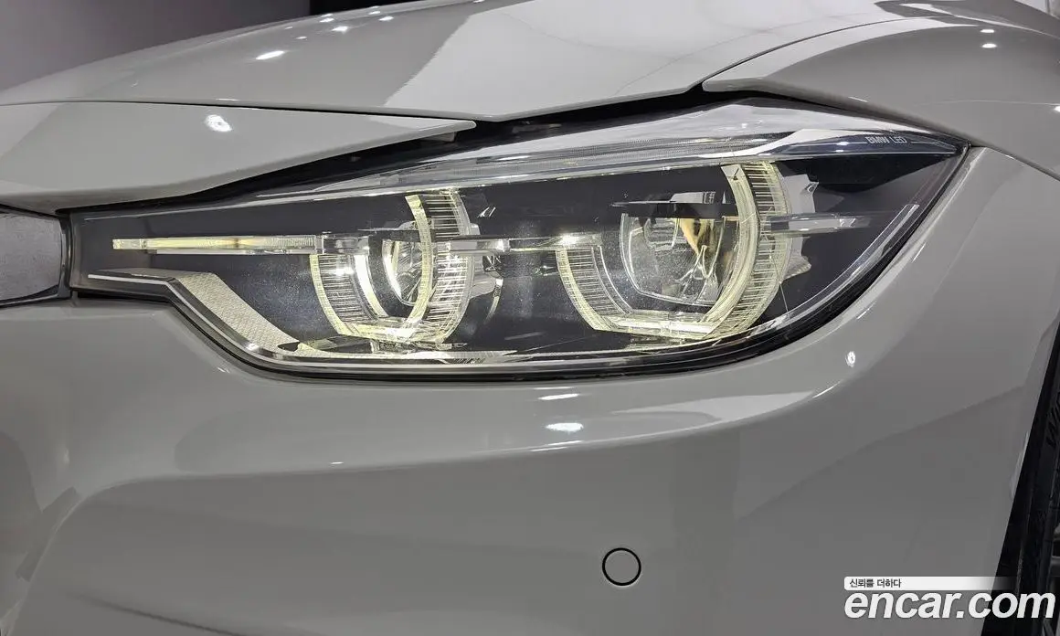 BMW 3 серия 2017 2.0 автомат (гидро), фото 8