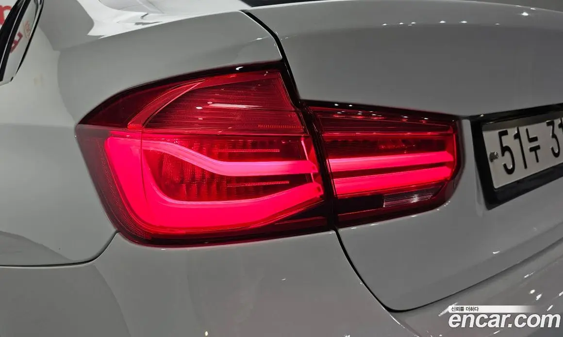 BMW 3 серия 2017 2.0 автомат (гидро), фото 9